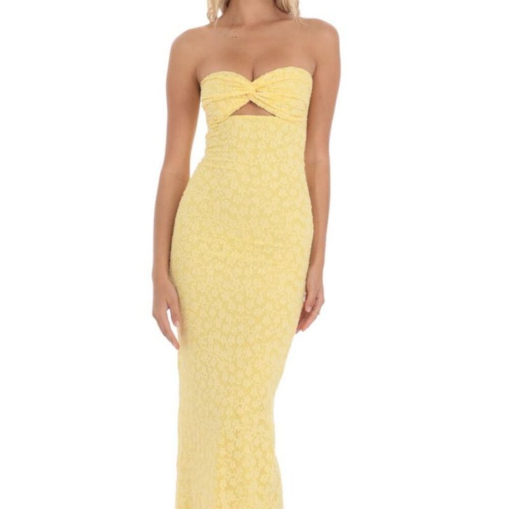 Lucy in the Sky Yellow Strapless Textured Floral Twist Maxi Dress